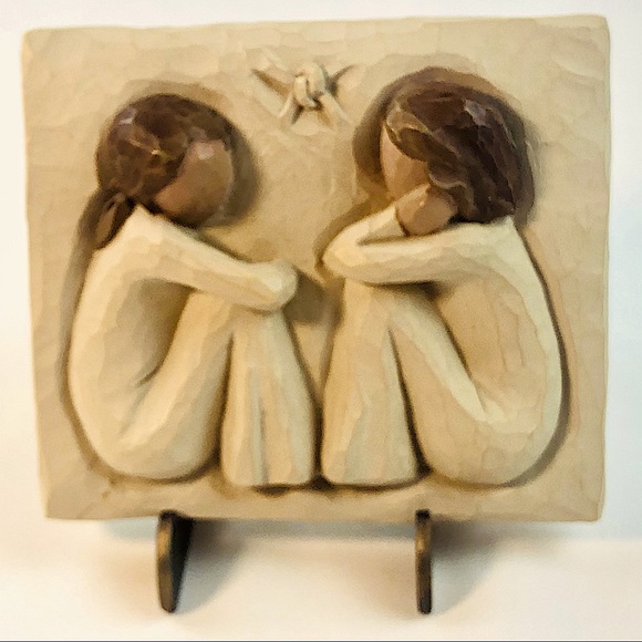 2001 Willow Tree Friendship Plaque by Susan Lordi